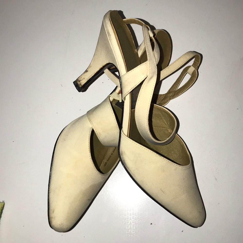 Shoes - Picture 3 of 3